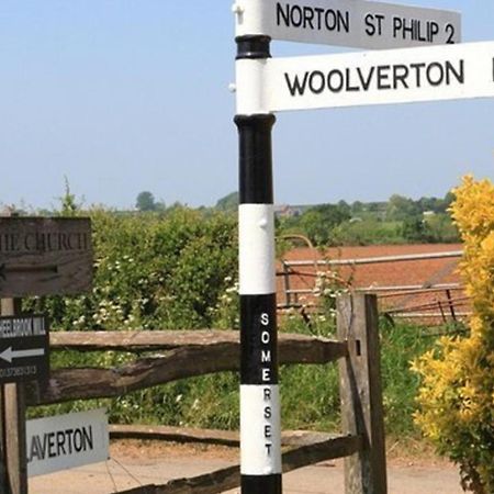 Remarkable 3 Bed Cottage In Bath Woolverton Luaran gambar