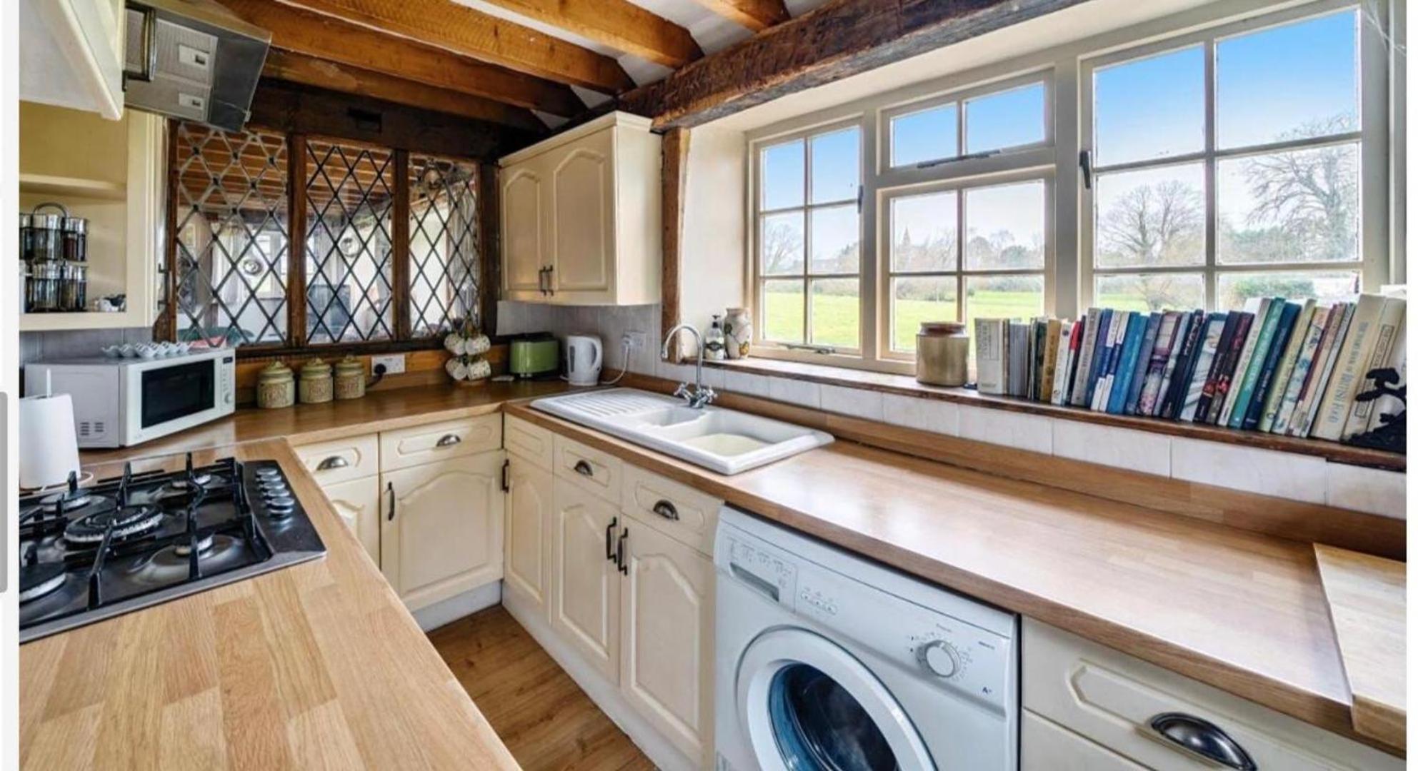 Remarkable 3 Bed Cottage In Bath Woolverton Luaran gambar